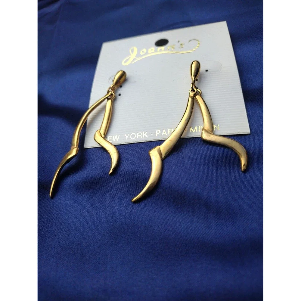Joann's Vintage Dual Abstract Bars Gold Tone Earrings - Picture 2 of 5